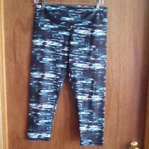 Fabletics cropped legging